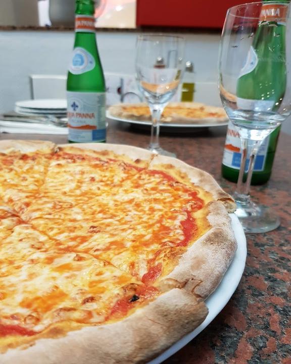 Pizzeria La Bella